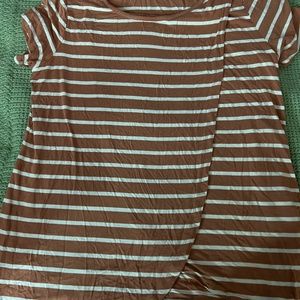 Maternity and nursing top